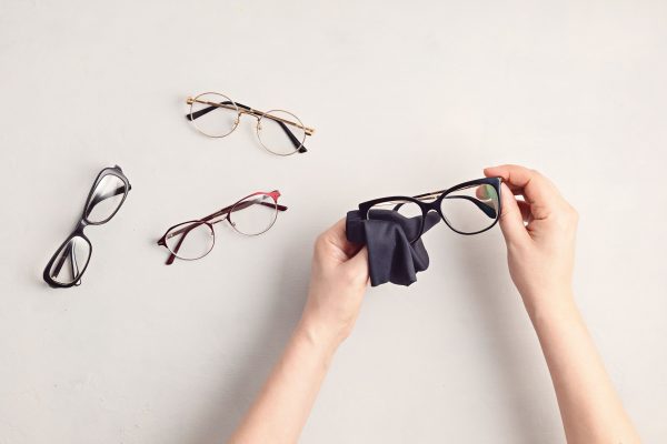 眼鏡壽命如何維持？只要眼鏡保養得好，眼鏡也可以是一件耐用品！