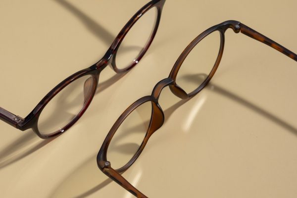 鏡框與膚色搭配指南